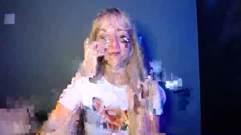 Lucy online show from May 31, 6:42 pm