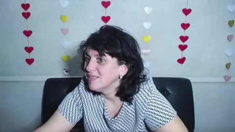 Snapshot of luciami chatting on January 22, 4:13 am LuciaMi online show from January 22, 4:13 am