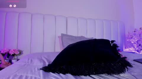 Lisseth  online show from September 27, 1:35 am