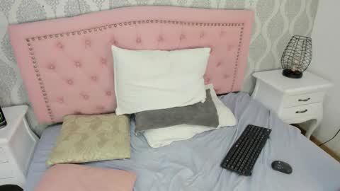 luciana lopez 7 online show from February 3, 6:22 am