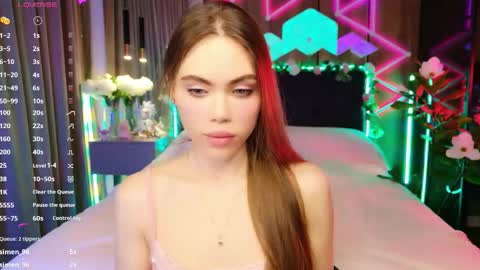 MimiFors online show from October 15, 7:27 pm