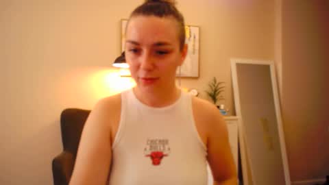 Snapshot of lucky_foryou_baby chatting on December 9, 7:50 am lucky_foryou_baby online show from December 9, 7:50 am