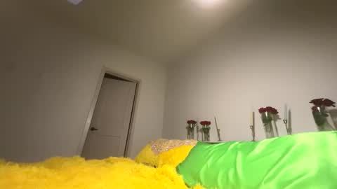 lucky_g3ld online show from May 29, 3:37 am