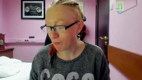 Snapshot of lucky_licky20 chatting on February 24, 2:59 am lucky_licky20 online show from February 24, 2:59 am