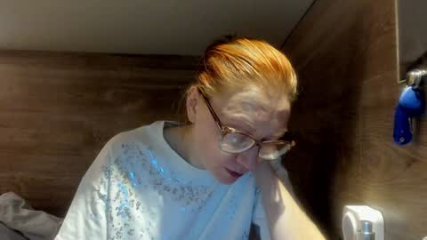 Snapshot of lucky_licky20 chatting on February 3, 4:14 am lucky_licky20 online show from February 3, 4:14 am