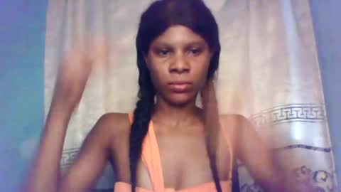 Snapshot of luckymadequeen chatting on January 29, 9:33 am Gloria online show from January 29, 9:33 am