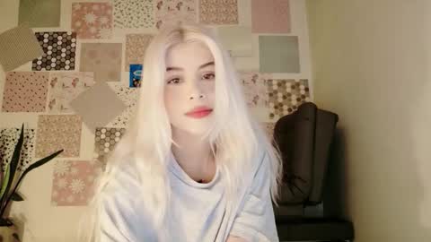 luckysapphire777 online show from February 20, 9:55 am