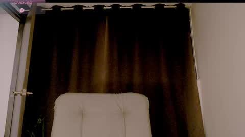 Snapshot of luckysapphire777 chatting on September 28, 10:42 am luckysapphire777 online show from September 28, 10:42 am
