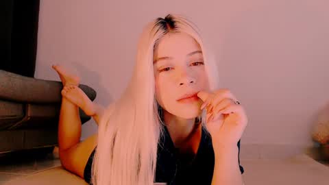 Snapshot of luckysapphire777 chatting on February 3, 10:03 am luckysapphire777 online show from February 3, 10:03 am