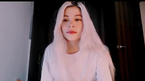 Snapshot of luckysapphire777 chatting on September 20, 9:29 am luckysapphire777 online show from September 20, 9:29 am