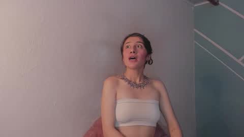 Lucy Herrera online show from February 20, 11:27 pm