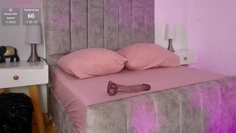 lucy online show from February 20, 5:28 am