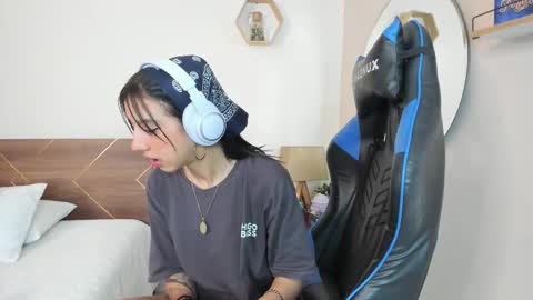 Your Lucy online show from October 25, 4:14 pm