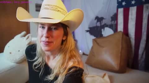 Lucy. online show from February 8, 9:36 pm