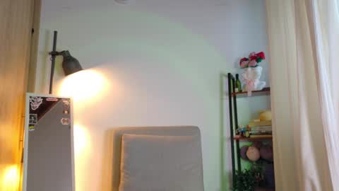 lucy meoww online show from September 16, 10:29 pm