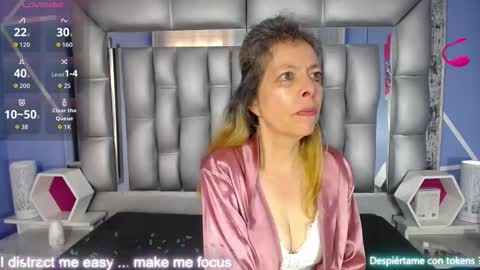  SleepyAbuela online show from September 18, 2:37 pm