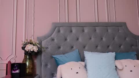 LucyAddison online show from April 17, 4:58 am