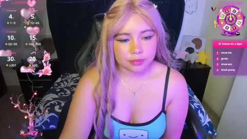 Lucy Petit online show from October 28, 4:57 pm