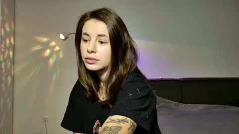 Lucy online show from December 1, 1:14 pm