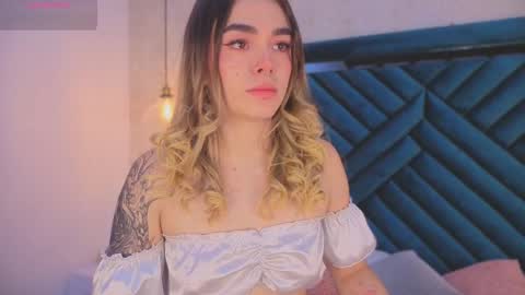 Lucy online show from September 12, 4:46 am