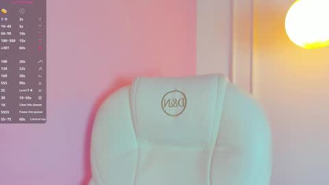 Lucy online show from January 19, 4:19 am