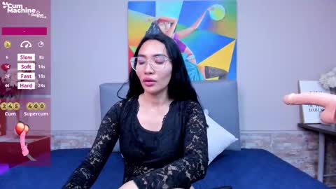 Snapshot of lucyy_liiu chatting on September 12, 5:53 pm Lucy Liiu online show from September 12, 5:53 pm
