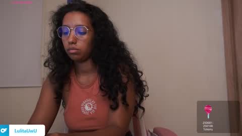 lulitauwu online show from October 27, 1:45 am