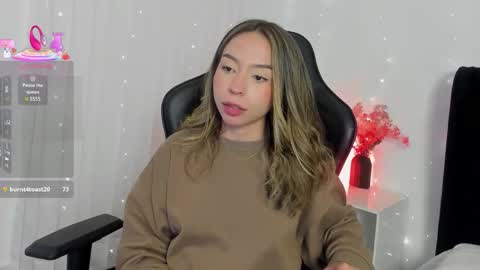 luluuberry online show from January 15, 12:16 am