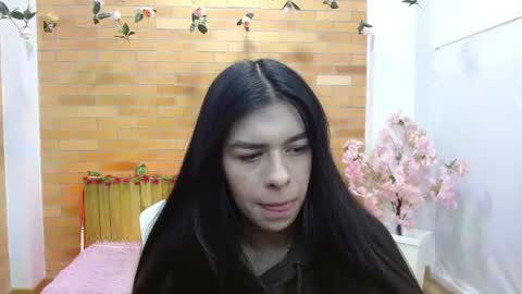 Leidydi  online show from July 2, 10:54 am