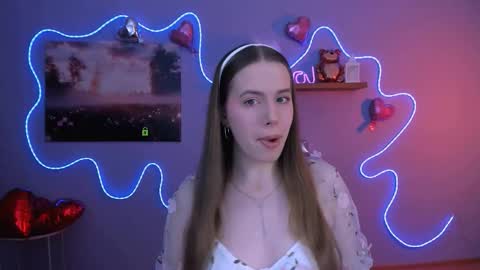 Sweet Lumi online show from February 20, 8:38 am