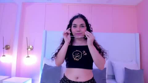 Luna online show from April 21, 5:09 pm