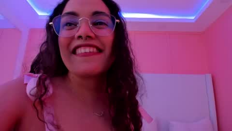 Luna online show from April 15, 5:35 pm