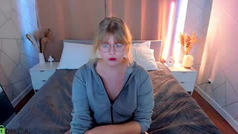 luna online show from February 28, 2:00 am