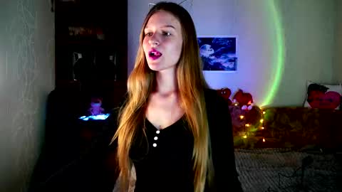 luna_evan online show from November 26, 9:32 am