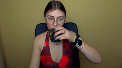 Luna online show from November 7, 12:00 pm