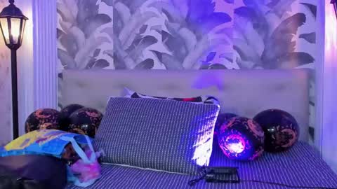 Luna Morgan online show from November 3, 3:10 am