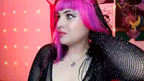 MISS LUNA  online show from January 13, 12:19 am