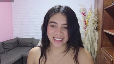 luna_rousse26 online show from June 6, 2:56 pm