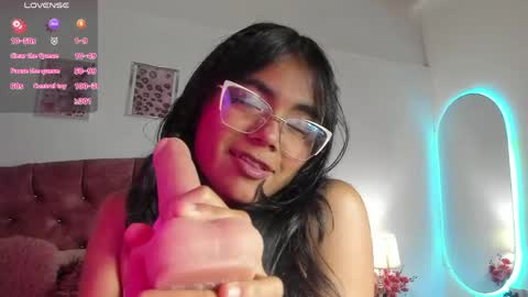 luna_velveth1 online show from April 14, 11:54 am