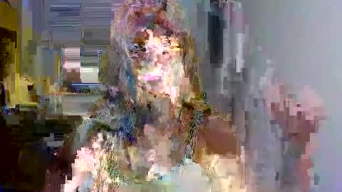 L U N A  online show from October 24, 7:04 am