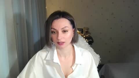 lunaa_bluee online show from April 22, 7:33 pm