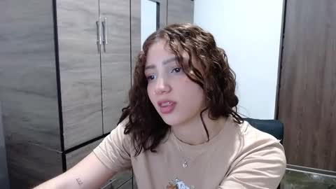 lunaa_sub online show from December 15, 7:19 pm