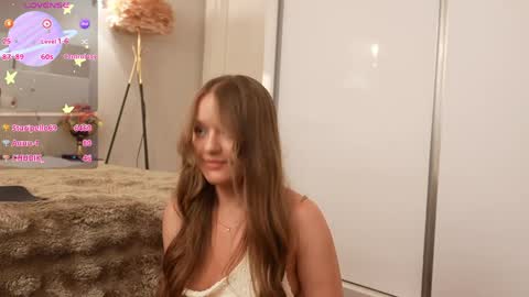 Sophia online show from June 4, 3:49 pm