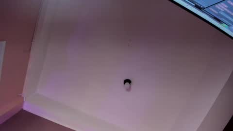 Luna Aspen online show from March 24, 3:39 pm