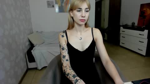 Snapshot of lunabelli chatting on October 18, 10:11 pm LunaBelli online show from October 18, 10:11 pm