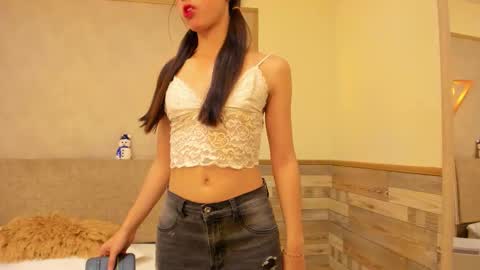 LUNA  online show from November 26, 2:07 pm