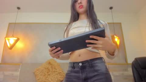 LUNA  online show from October 22, 4:56 pm