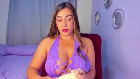Snapshot of lunamontiel_ chatting on February 22, 3:01 am Luna online show from February 22, 3:01 am