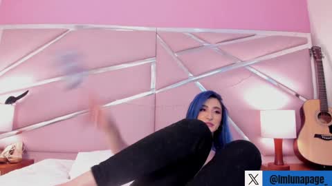 Snapshot of lunapagee chatting on January 29, 8:14 pm Luna Page online show from January 29, 8:14 pm