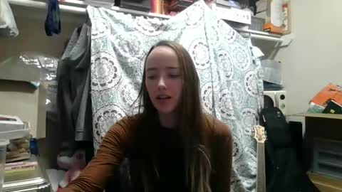 lunapixie2020 online show from December 20, 9:30 pm